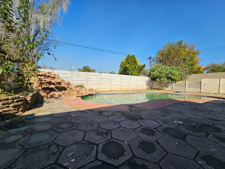 4 Bedroom Property for Sale in Vaalpark Free State